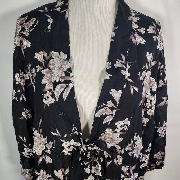 SPIRITUAL GANGSTER Women's 'MAYA' Black FLORAL KIMONO ROBE - One Size - Picture 3 of 13
